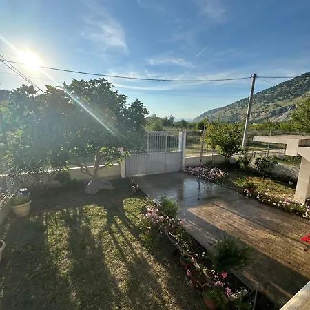 Villa Eran